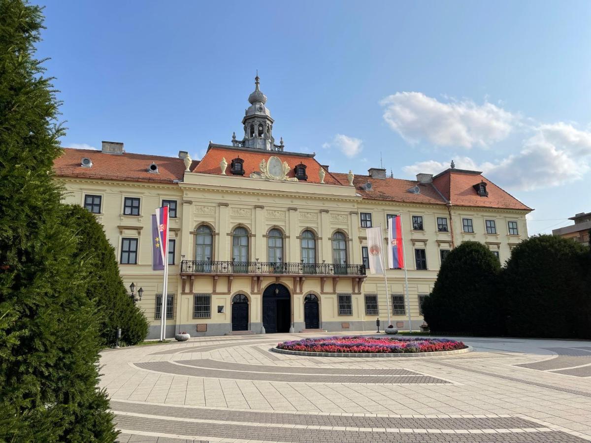 Apartmani Сомбор Екстер'єр фото