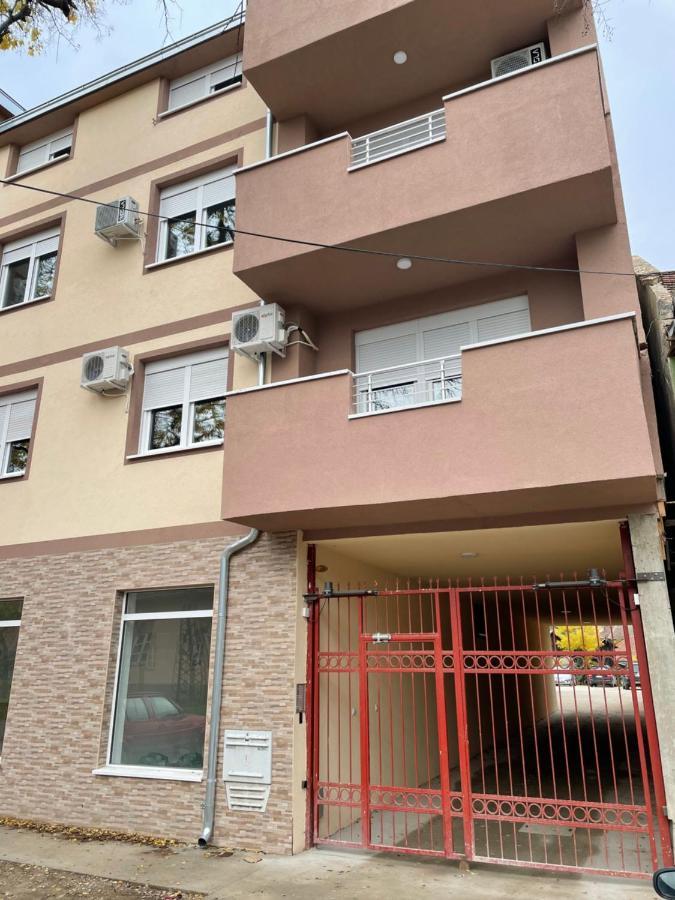 Apartmani Сомбор Екстер'єр фото
